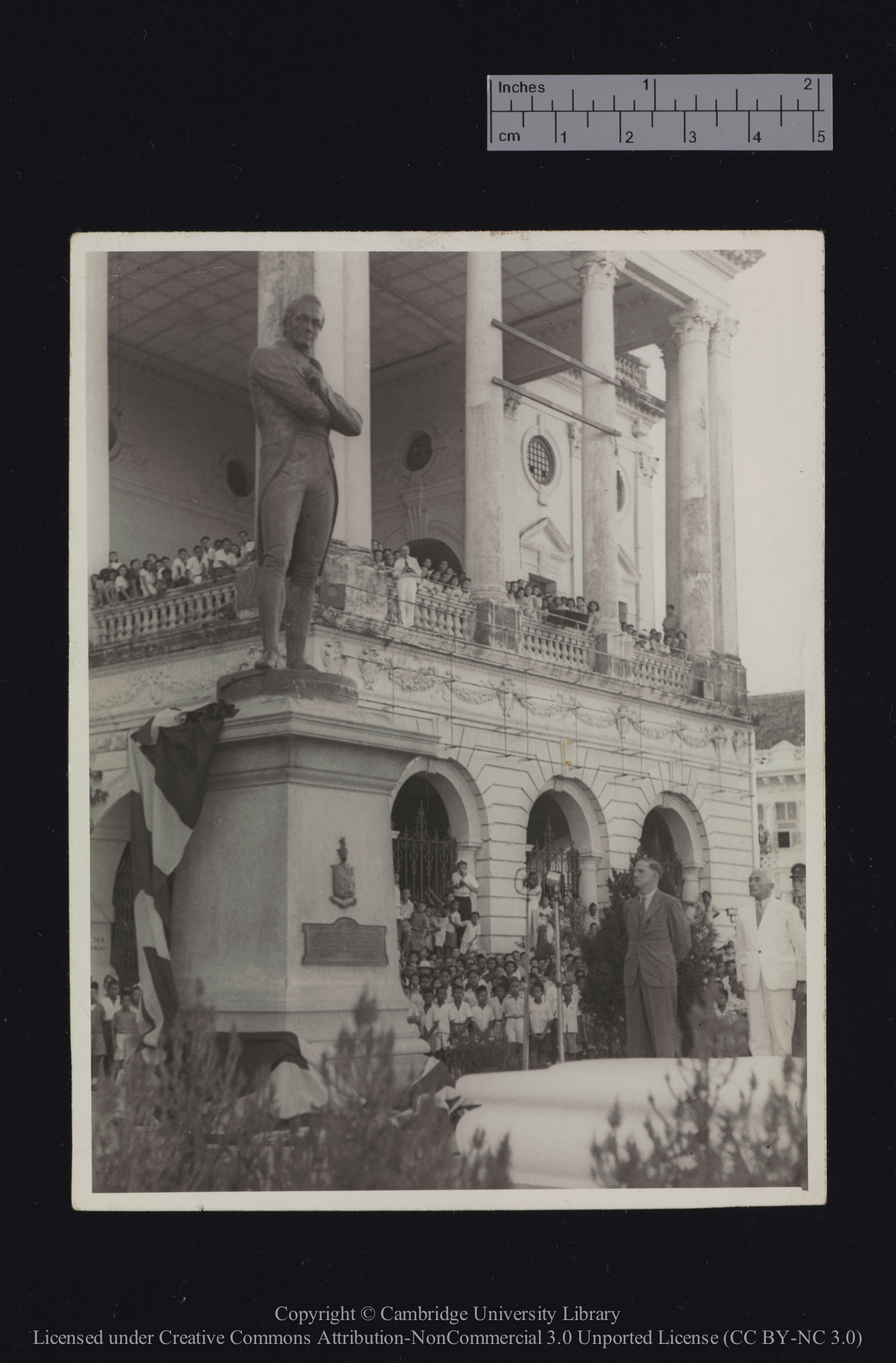 Restoration of Raffles statue, Singapore, 1947, 1947