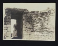 Kato Phournos: view of doorway and wall from within chamber