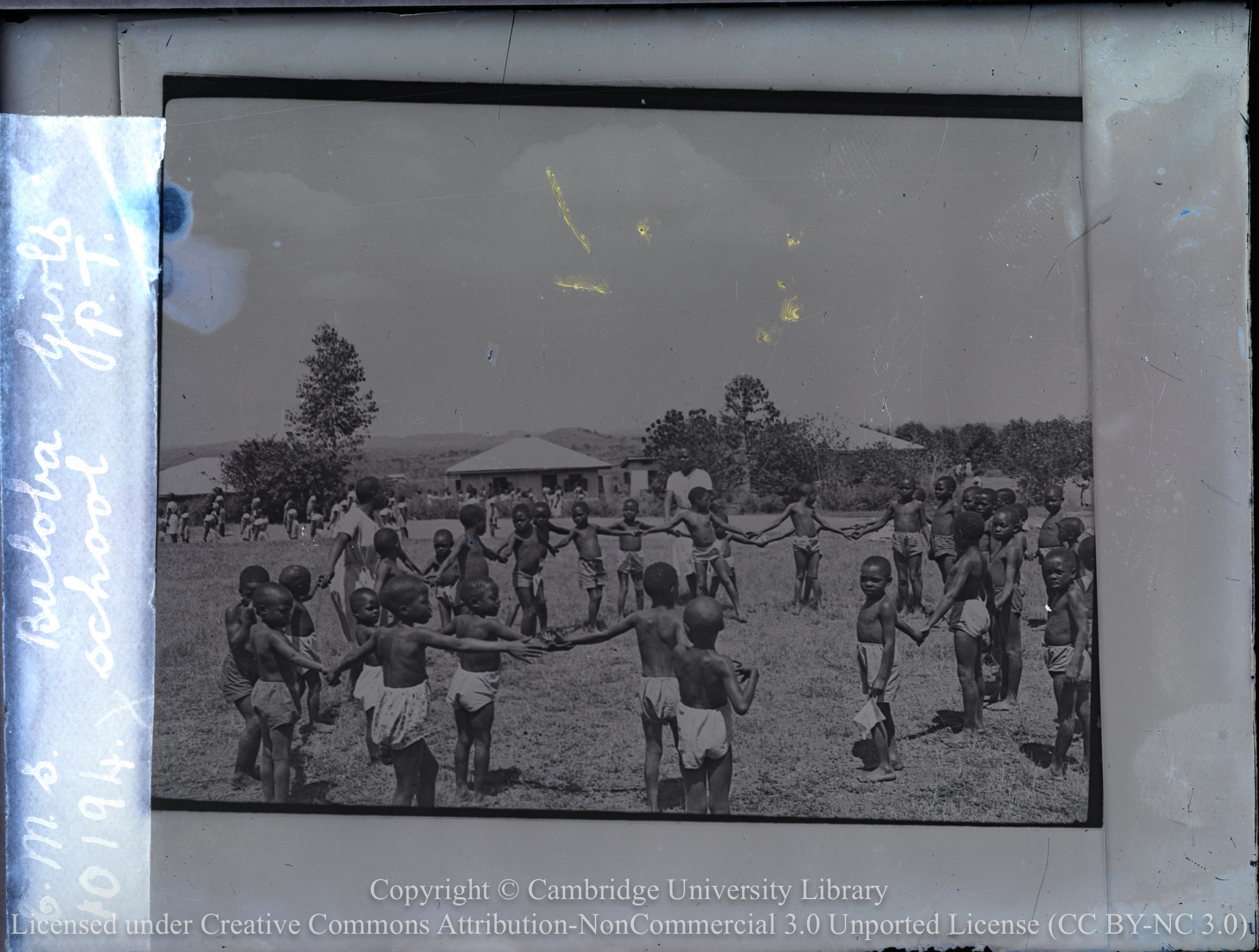 Buloba Girls School P.T., 1930 - 1939