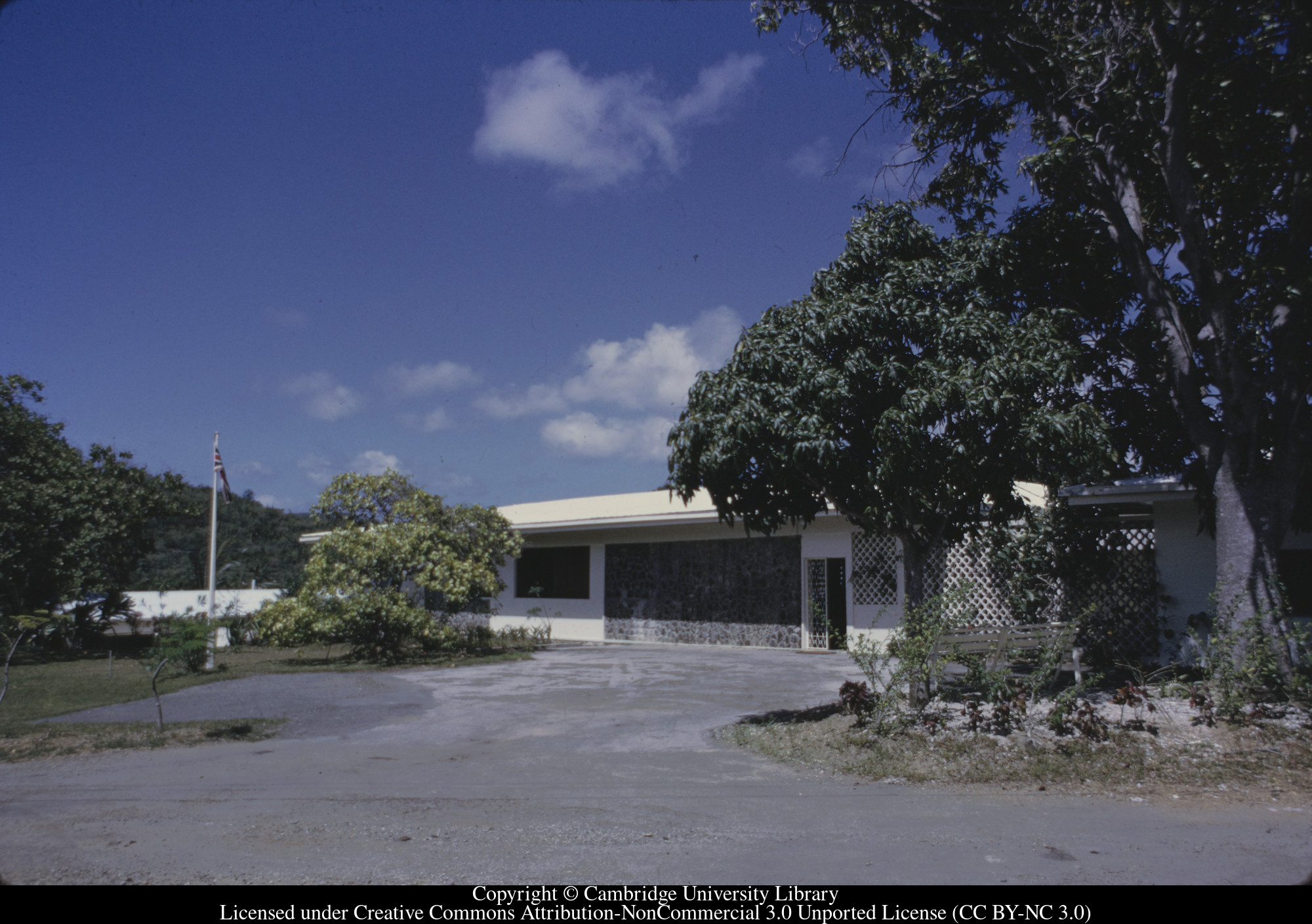 C [Ciceron] : house, 1971-06