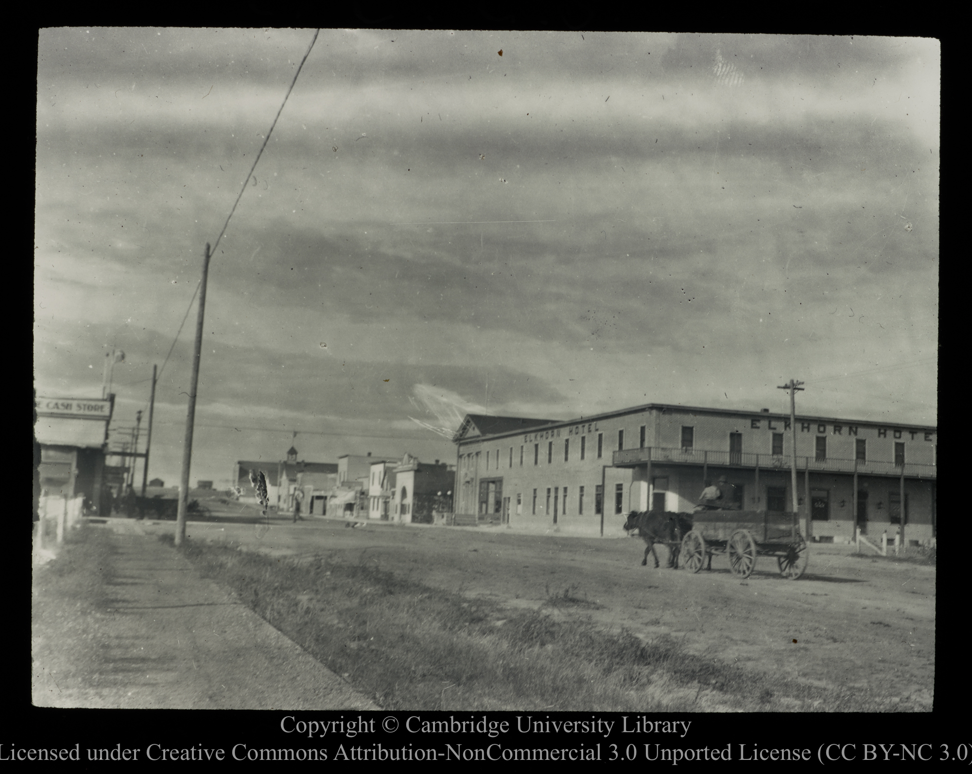 Street scene, Morse, Sask [i.e. Saskatchewan], 1910 - 1930