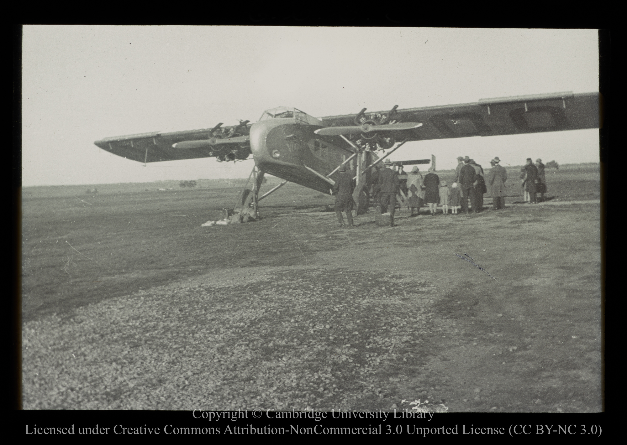 Western Australia - Imperial Airways at Adelaide, en route for Ceduna, 1910 - 1930